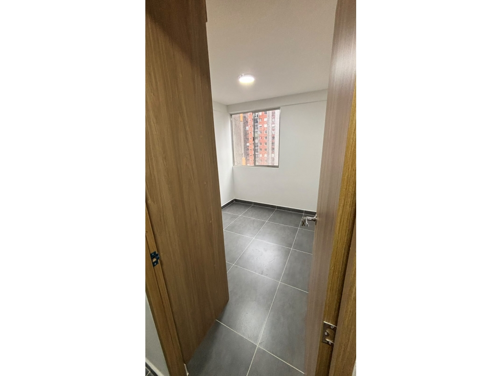 Apartamento en venta en Los Naranjos, Itagüí · foto 9 de 14
