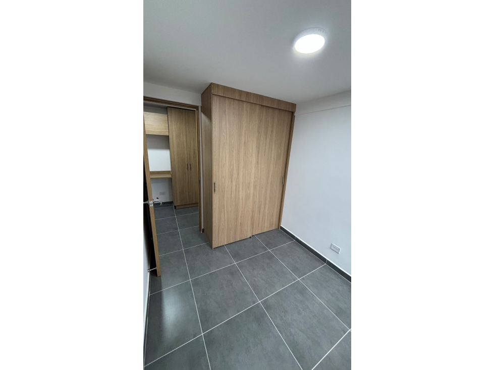 Apartamento en venta en Los Naranjos, Itagüí · foto 11 de 14