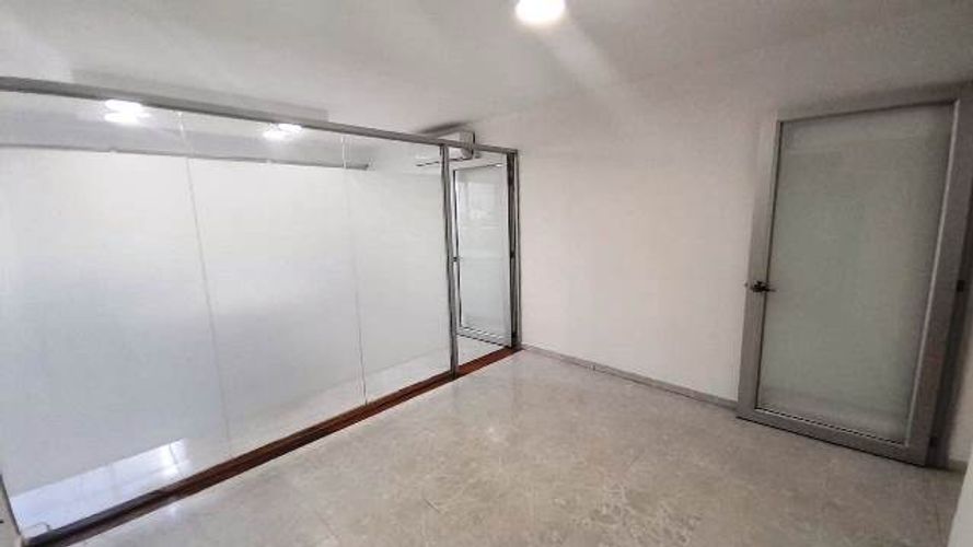 Oficina en arriendo en San Nicolas, Cali, 49 m² · foto 11 de 24