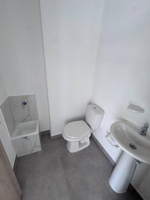 Local en arriendo en Toledo, La Estrella, 125 m² · foto 11 de 14