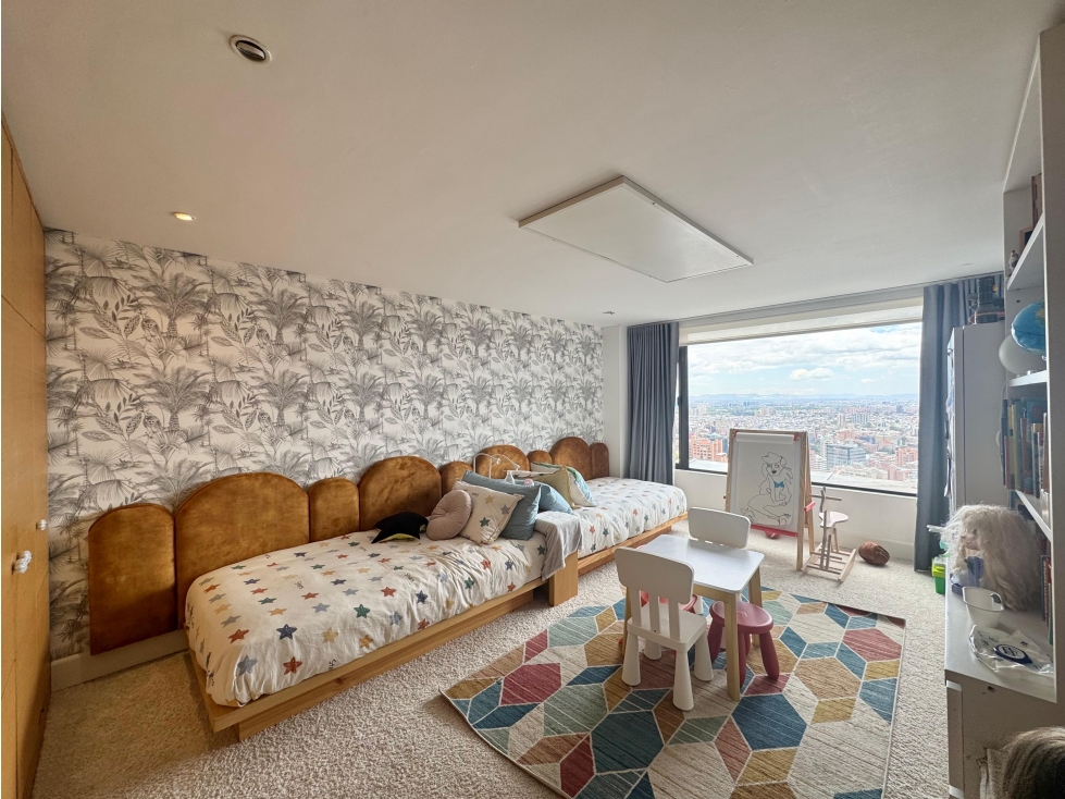 Apartamento en venta en Los Rosales, Bogotá · foto 18 de 24