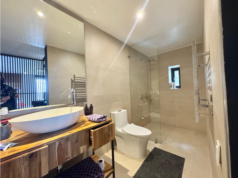 Apartamento en venta en Los Rosales, Bogotá · foto 23 de 24