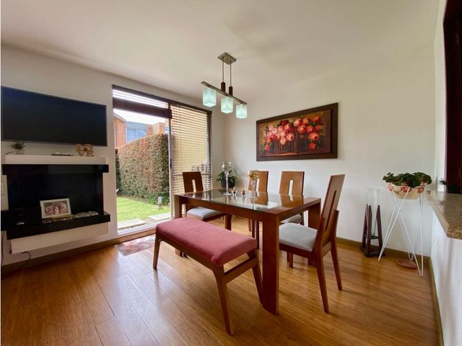 Casa de 3 alcobas en venta en La Estacion, Cajicá, 104 m² · foto 2 de 24