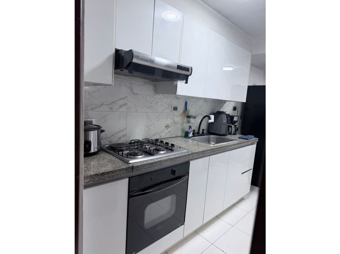 Apartamento de 3 alcobas en venta en La Flora, Cali, 89 m² · foto 3 de 10
