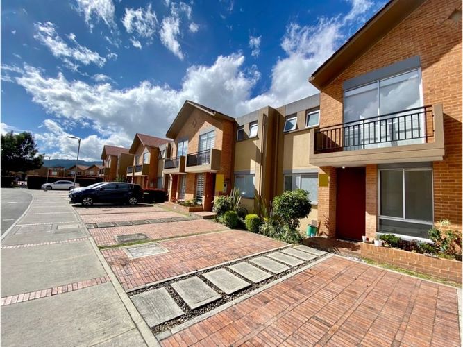 Casa de 3 alcobas en venta en La Estacion, Cajicá, 104 m² · foto 21 de 24