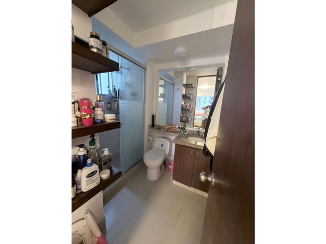 Apartamento de 3 alcobas en venta en La Flora, Cali, 89 m² · foto 4 de 10