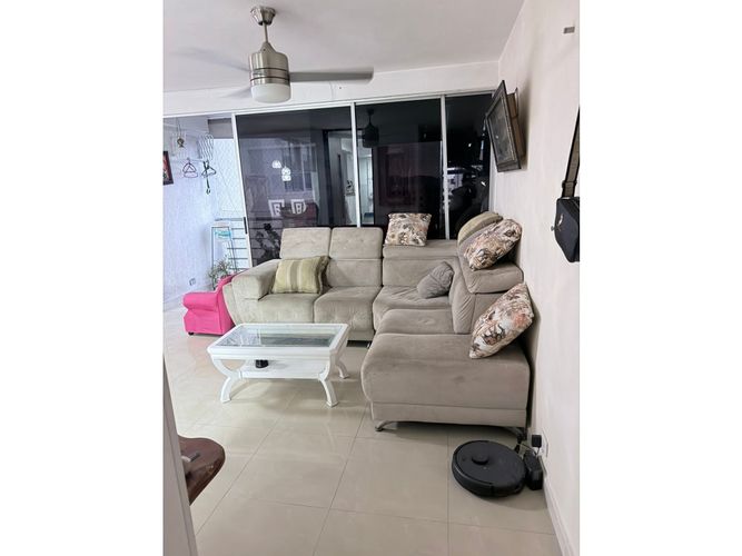 Apartamento de 3 alcobas en venta en La Flora, Cali, 89 m² · foto 5 de 10