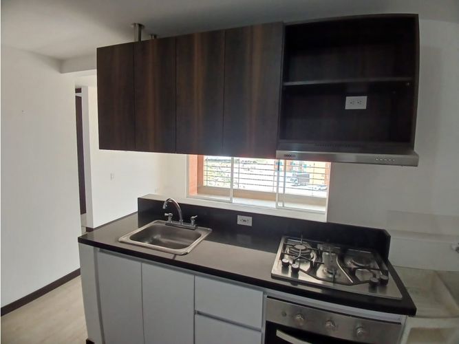 Apartamento de 2 alcobas en venta en Condominio Campestre Alhambra, Madrid, 58 m² · foto 7 de 21