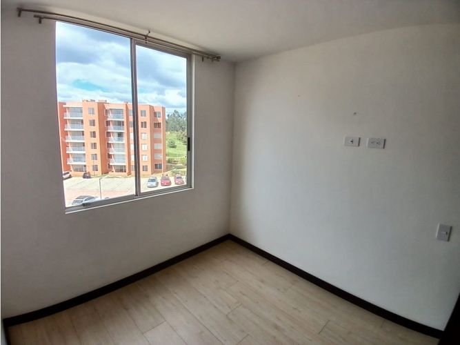Apartamento de 2 alcobas en venta en Condominio Campestre Alhambra, Madrid, 58 m² · foto 15 de 21