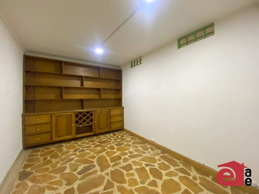 Oficina en arriendo en Zona Centro, Envigado, 40 m² · foto 3 de 5