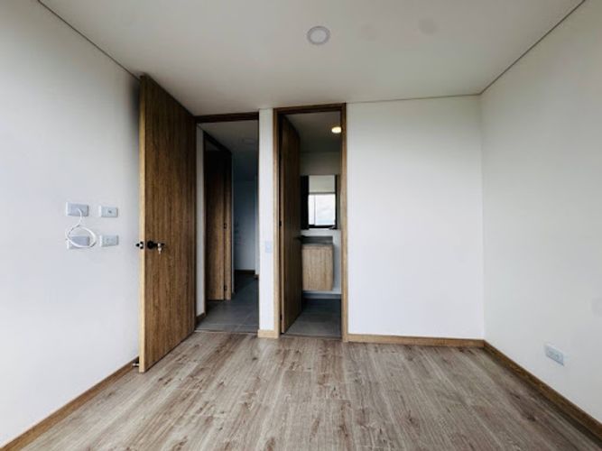 Apartamento de 2 alcobas en venta en El Porvenir, Rionegro, 76 m² · foto 22 de 24