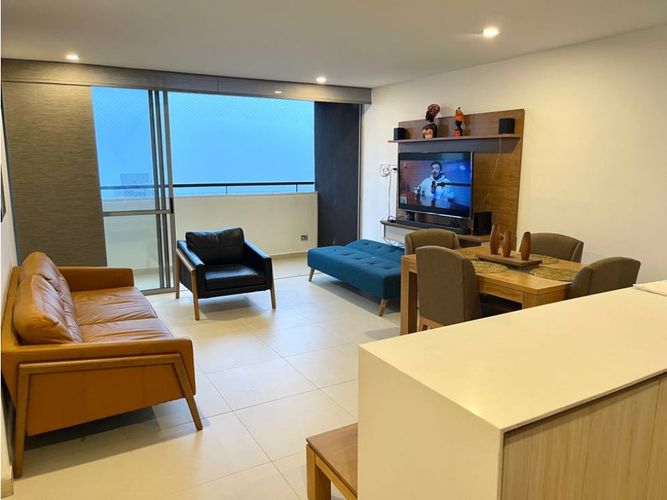 Apartamento de 3 alcobas en arriendo en Los Balsos, Medellín, 110 m² · foto 2 de 24