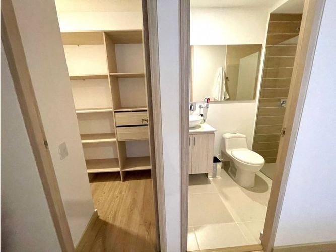 Apartamento de 3 alcobas en arriendo en Los Balsos, Medellín, 110 m² · foto 13 de 24