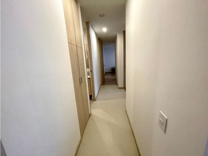 Apartamento de 3 alcobas en arriendo en Los Balsos, Medellín, 110 m² · foto 23 de 24