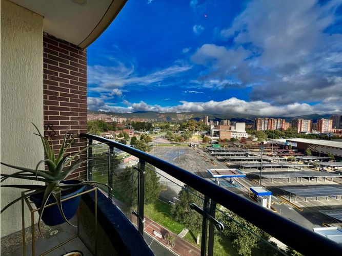 Apartamento en venta en San Jose De Bavaria, Bogotá · foto 5 de 24