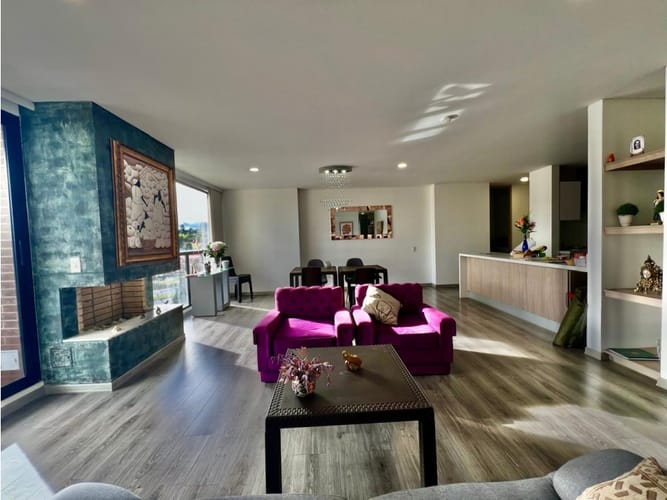 Apartamento en venta en San Jose De Bavaria, Bogotá · foto 2 de 24