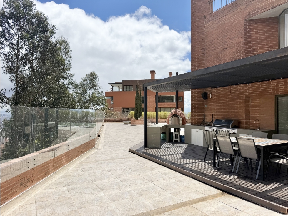 Apartamento en venta en El Refugio, Bogotá · foto 10 de 24