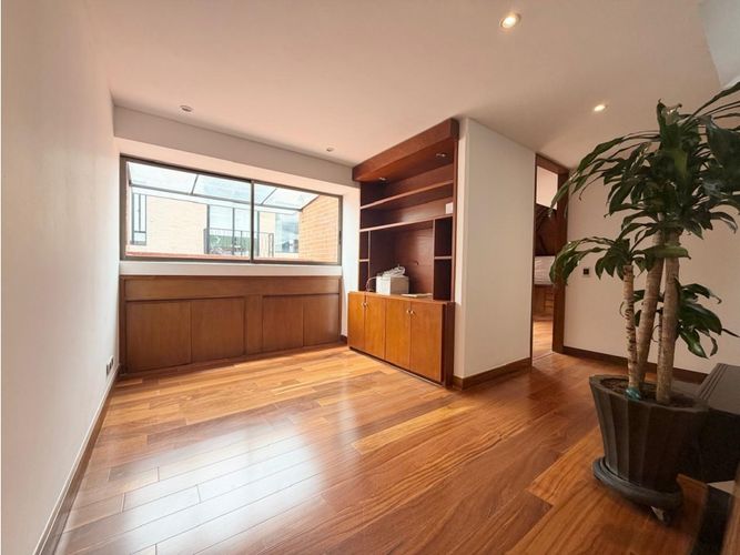 Apartamento en venta en Chicó Navarra, Bogotá · foto 5 de 11