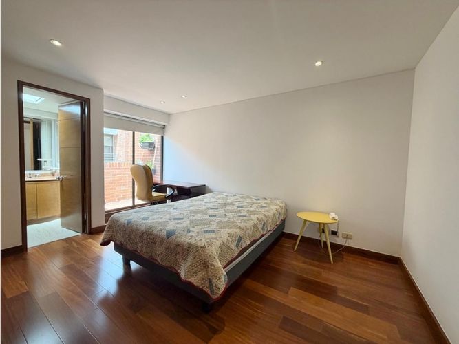Apartamento en venta en Chicó Navarra, Bogotá · foto 10 de 11