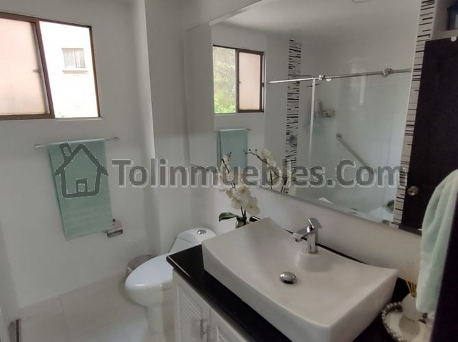 Apartamento de 4 alcobas en venta en Calambeo, Ibagué, 188 m² · foto 2 de 21