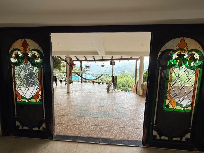 Casa de 4 alcobas en venta en Campo Alegre, Cali, 1200 m² · foto 23 de 24