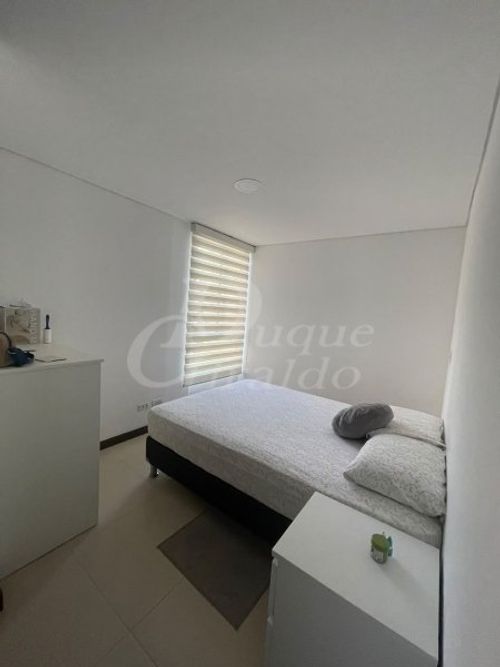 Apartamento de 3 alcobas en venta en Loma De La Doctora, Sabaneta, 77 m² · foto 13 de 15