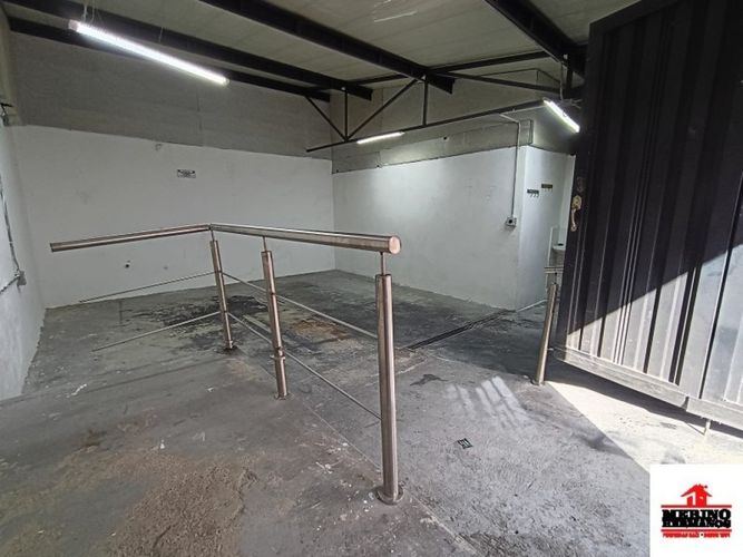 Bodega en arriendo en Santa Mónica, Medellín, 60 m² · foto 6 de 11