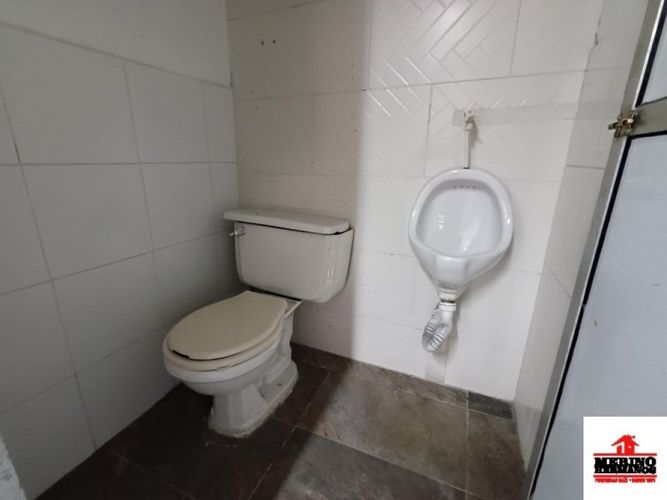 Bodega en arriendo en Santa Mónica, Medellín, 60 m² · foto 7 de 11