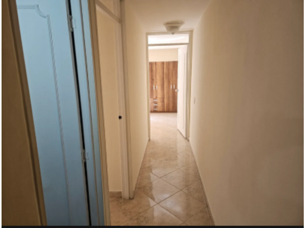 Apartamento en venta en La Candelaria, Medellín · foto 4 de 15