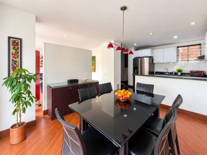 Apartamento de 3 alcobas en venta en Antiguo Country, Bogotá, 228 m² · foto 7 de 23