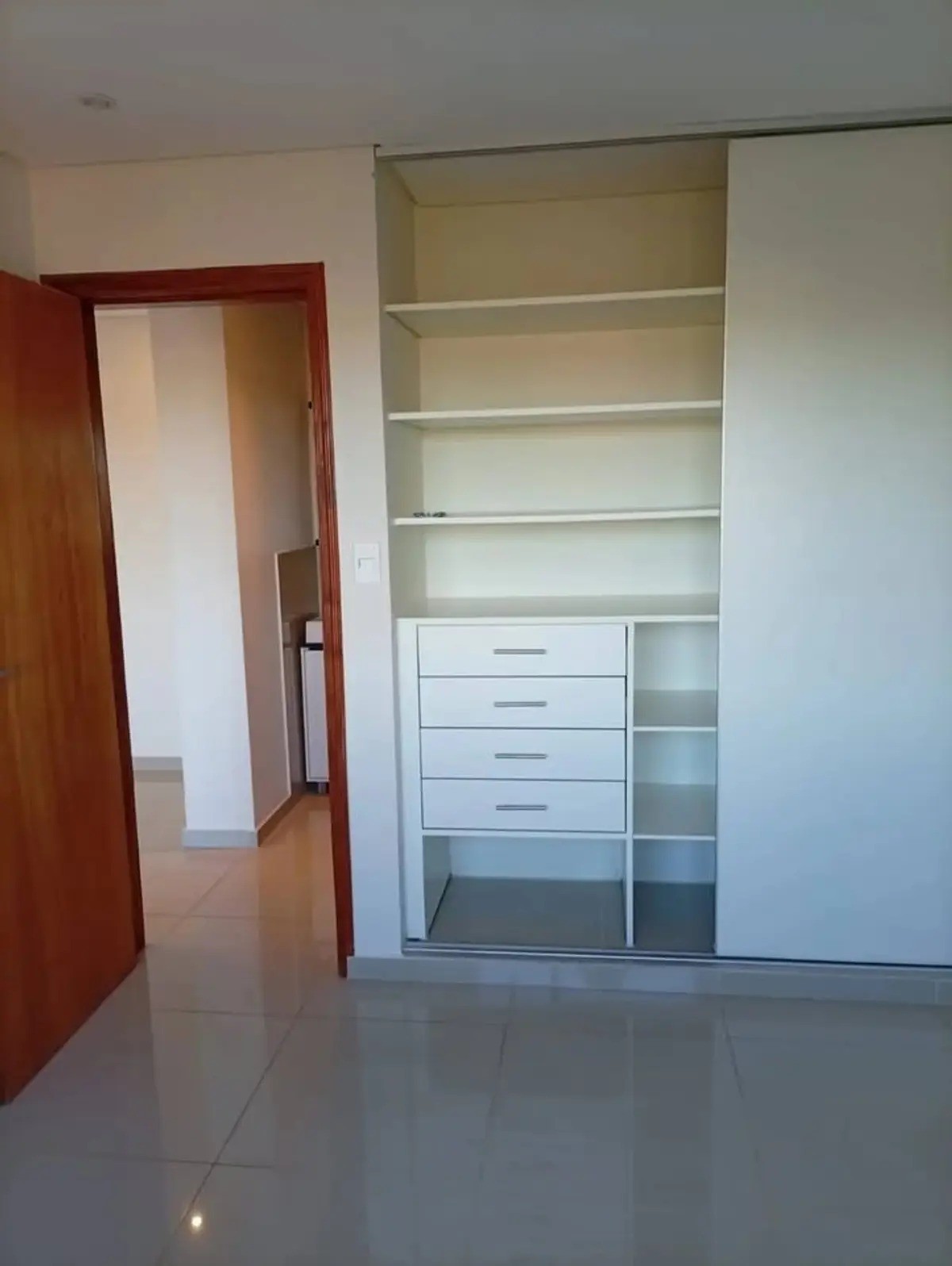 EN VENTA DPTO ZONA BARRIO JARA - foto 2