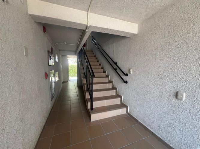 Apartamento de 2 alcobas en arriendo en Candelaria, 55 m² · foto 4 de 24