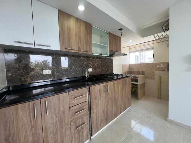 Apartamento de 2 alcobas en arriendo en Candelaria, 55 m² · foto 9 de 24