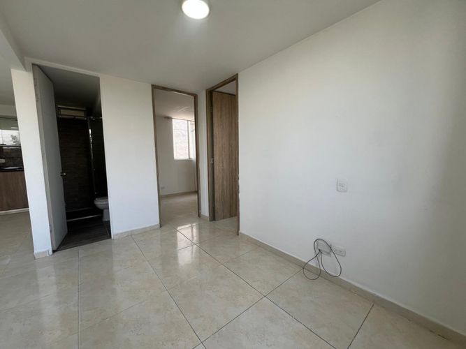 Apartamento de 2 alcobas en arriendo en Candelaria, 55 m² · foto 14 de 24