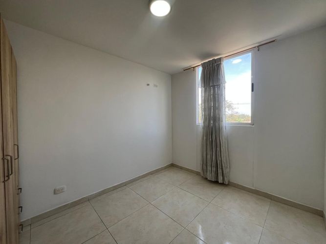 Apartamento de 2 alcobas en arriendo en Candelaria, 55 m² · foto 18 de 24