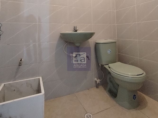 Local en arriendo en Granada, Bucaramanga, 120 m² · foto 3 de 5