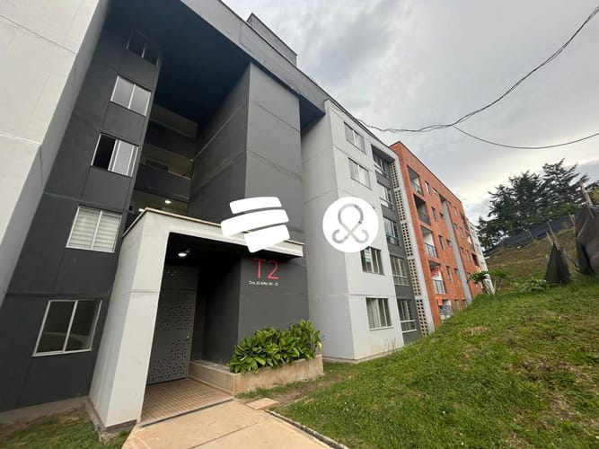 Apartamento de 2 alcobas en venta en San Nicolas, La Ceja, 49 m² · foto 2 de 17