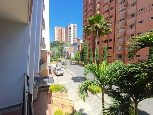 Apartamento de 3 alcobas en arriendo en Lorena, Medellín, 120 m² · foto 5 de 21