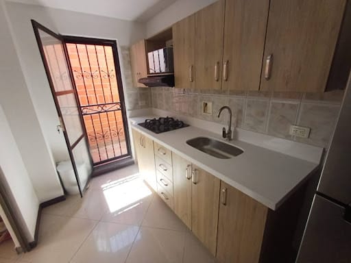 Apartamento de 3 alcobas en arriendo en Lorena, Medellín, 120 m² · foto 7 de 21