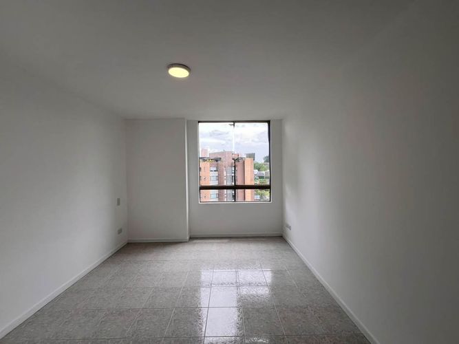 Apartamento de 3 alcobas en arriendo en El Poblado, Medellín, 86 m² · foto 13 de 17
