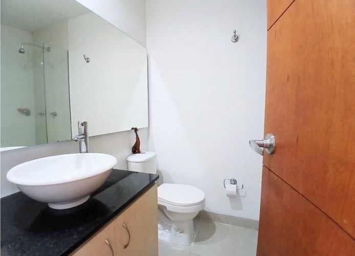 Apartamento de 1 alcoba en venta en La Frontera, Medellín, 65 m² · foto 3 de 14