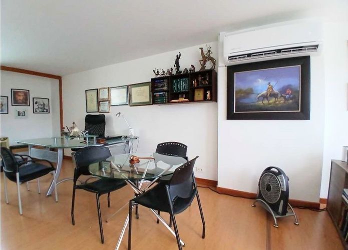 Apartamento de 1 alcoba en venta en La Frontera, Medellín, 65 m² · foto 13 de 14