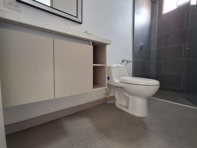 Apartamento de 3 alcobas en venta en El Velódromo, Medellín, 102 m² · foto 18 de 19
