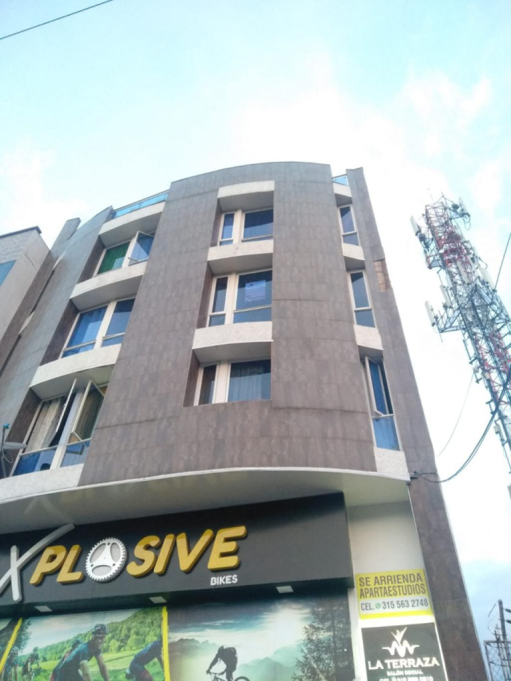 Studio for rent in Santa Anita, Cali
