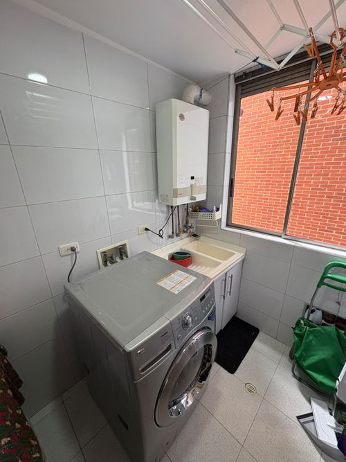 Apartamento de 3 alcobas en venta en Balcones Del Salitre, Bogotá, 106 m² · foto 8 de 24