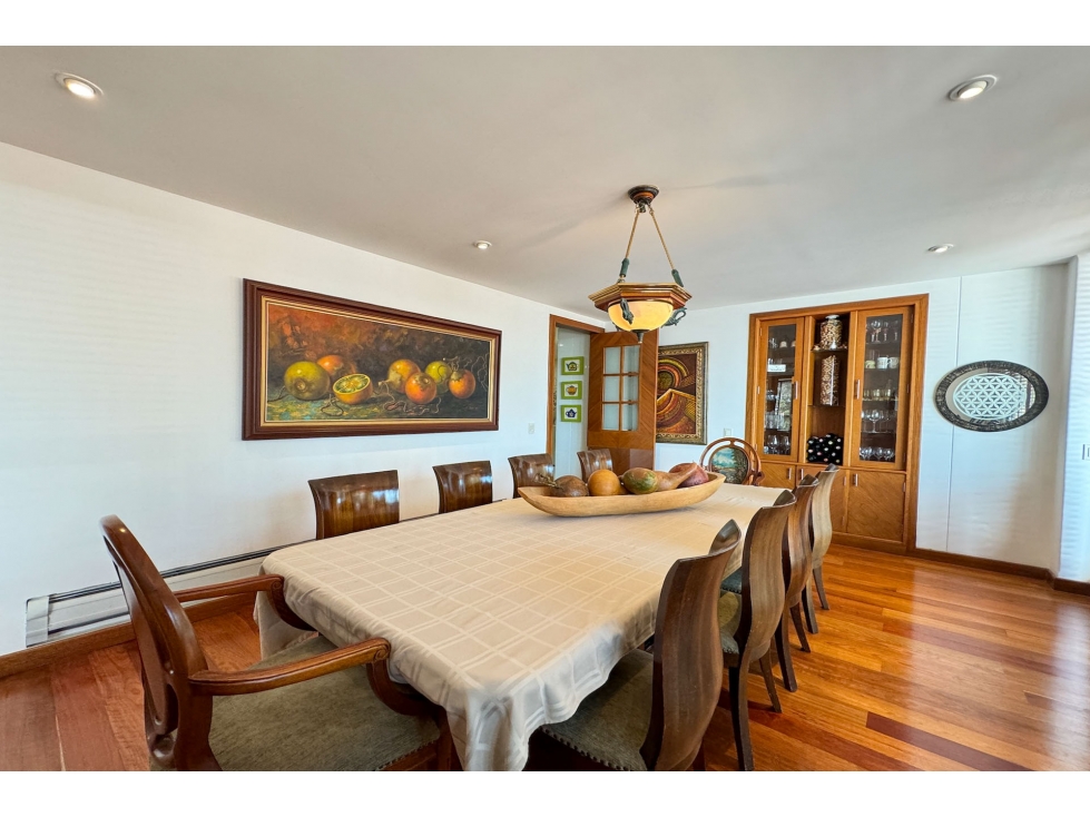 Apartamento en venta en Santa Barbara Alta, Bogotá · foto 9 de 24