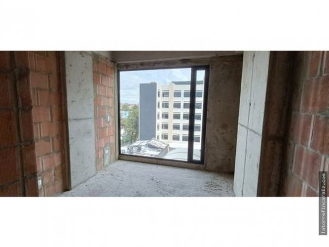 Apartaestudio en venta en Chico Norte, Bogotá, 17 m² · foto 3 de 5