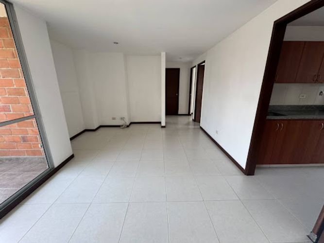 Apartamento de 3 alcobas en arriendo en Loma De Los Bernal, Bogotá, 83 m² · foto 7 de 22