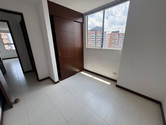 Apartamento de 3 alcobas en arriendo en Loma De Los Bernal, Bogotá, 83 m² · foto 13 de 22