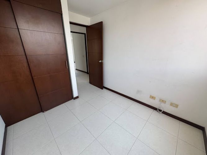 Apartamento de 3 alcobas en arriendo en Loma De Los Bernal, Bogotá, 83 m² · foto 16 de 22